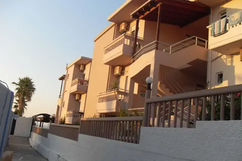 The Noverian Antama Organic Beach Resort Chania in Agia Marina — foto 17