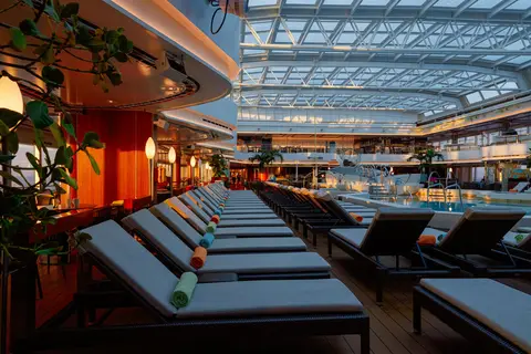 Cruise West-Europa met zonsverduistering in Rotterdam — foto 23