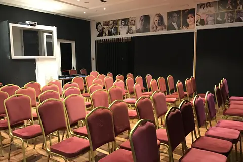 Hotel Al Karmel in Tunis — foto 16