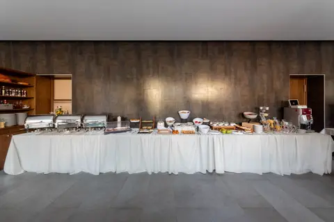 Hotel Eleven in Petrovac na Moru — foto 4