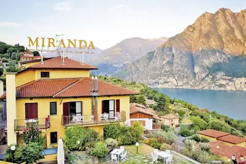 Hotel Miranda in Riva di Solto