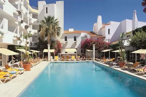 Do Cerro in Albufeira