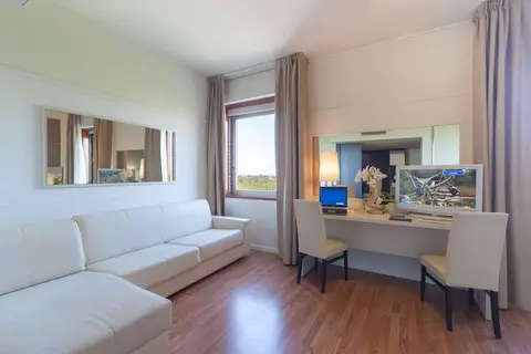 Suite Hotel Elite in Bologna — foto 11