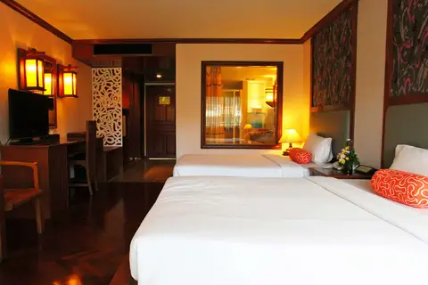 Baumanburi in Patong, foto 5