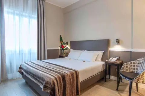 Hotel Fragrance St. Peter in Rome