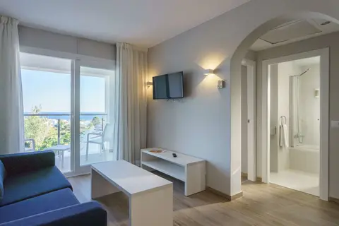 Minura Sur Menorca in Sant Lluís — foto 7