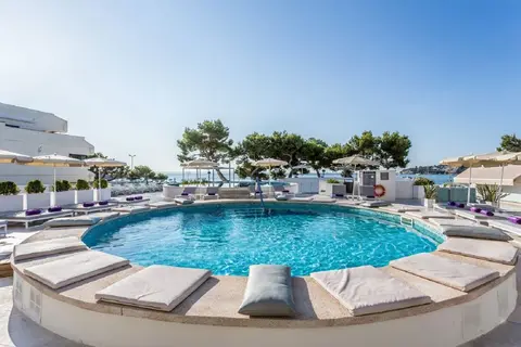 Fergus Style Palma Nova in Palmanova — foto 17