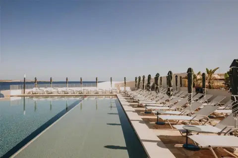 Doubletree by Hilton Malta in San Lawrenz — foto 11