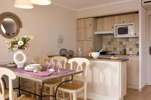 Pierre & Vacances Residence Les Calanques des in Roquebrune-sur-Argens — foto 7