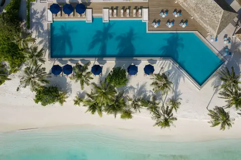Emerald Faarufushi Resort & Spa in Rah Gili Maldives — foto 19