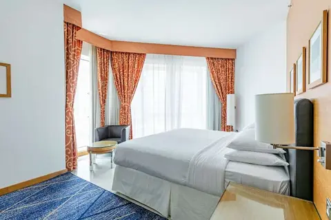 Four Points by Sheraton Bur Dubai in Dubai — foto 27