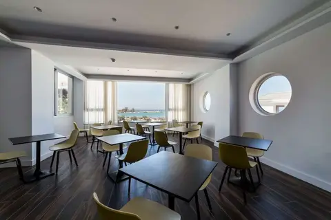 Hotel Mimosa Beach in Παραλίμνι — foto 8