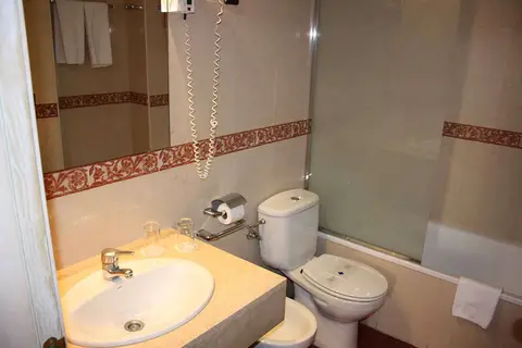 Sunotel Aston in Barcelona — foto 15