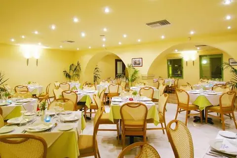 Grand Bay Beach Resort in Kolymbari — foto 21