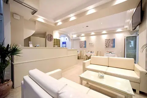 Palotel Luxury Hotel in Γουβιά — foto 17