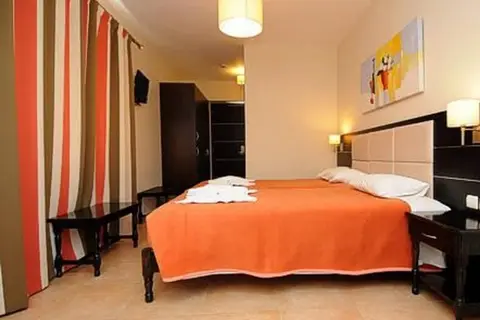 Aphrodite Hotel in Μόλυβος — foto 23