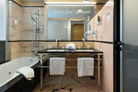 Hotel San Antonio in Podstrana — foto 22