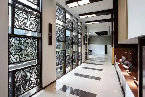 Metropolitan Hotel Dubai in Dubai — foto 27