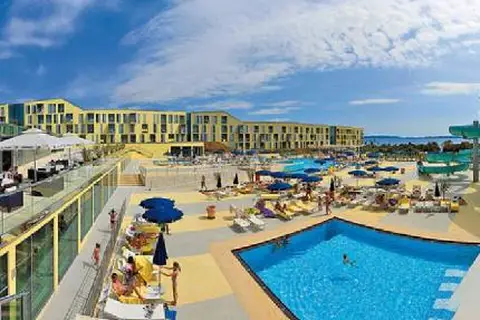 Falkensteiner Family Hotel Diadora in Petrčane