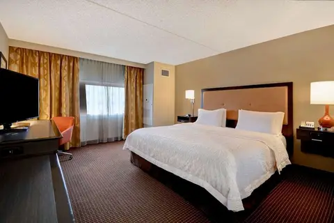 Hotel Hampton Inn JFK in New York — foto 11