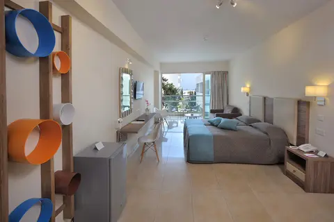 Nelia Gardens Hotel in Ayia Napa — foto 15