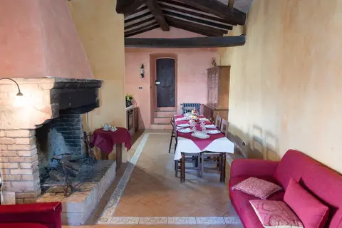 Castello di Giomici in Valfabbrica — foto 6