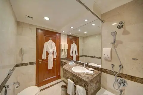 Royal Ascot Hotel in Dubai — foto 13