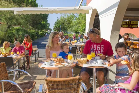 Camping Le Méditerranée-plage foto 2
