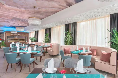 The Palace Hotel Sunny Day in Палас — foto 15