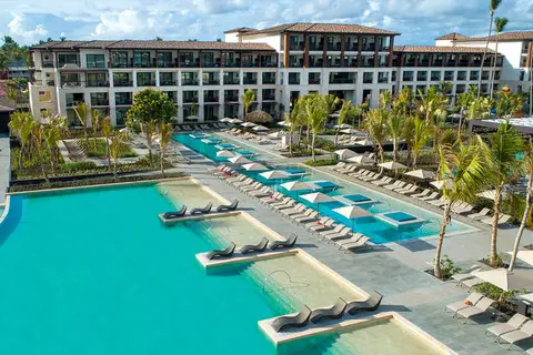 Unique Club At Lopesan Costa Bavaro in Salvaleón de Higüey — foto 12