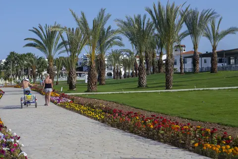 King Evelthon Beach Hotel and Resort in Paphos — foto 11