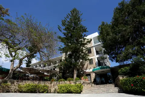 Dionysos Central Hotel in Paphos — foto 19