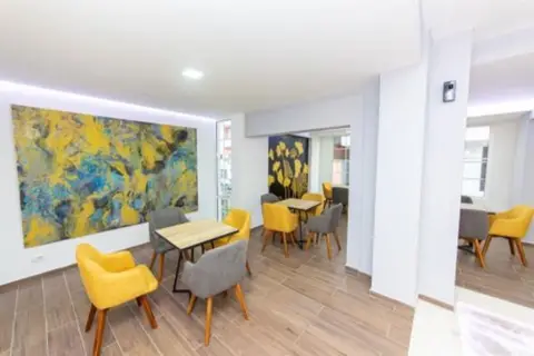 Esal Hotel in Durres — foto 3