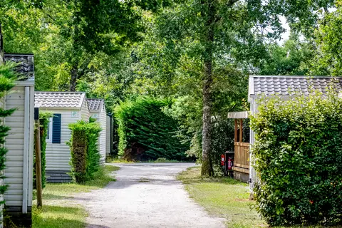 Flower Camping La Canadienne in Arès — foto 17