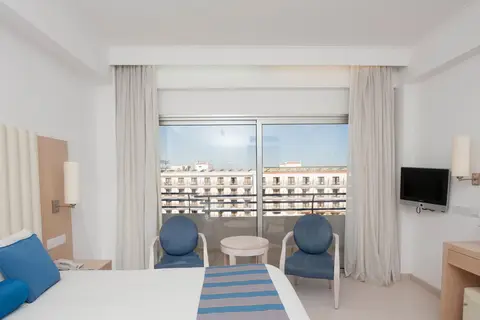 Vrissiana Beach Hotel in Παραλίμνι — foto 24