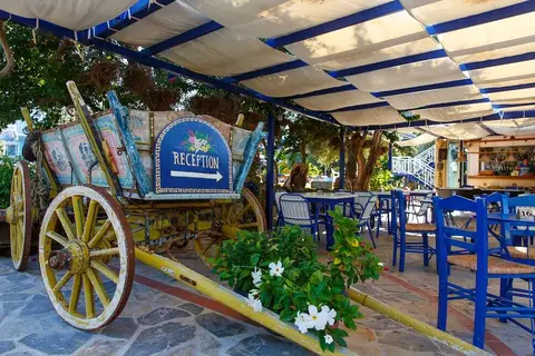 Filoxenia Hotel - Apartments in Θεολόγος — foto 28