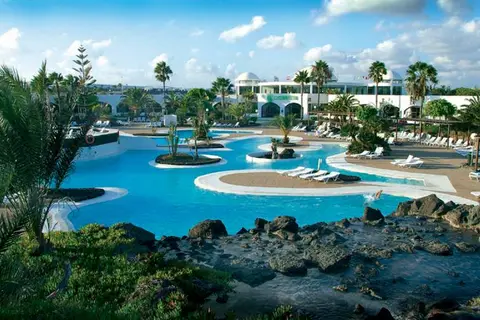 Elba Lanzarote Royal Village Resort in Playa Blanca — foto 19