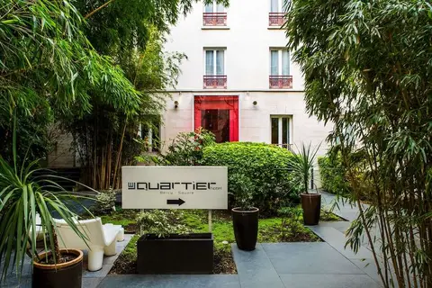 Le Quartier Bercy-Square in Parijs, foto 12