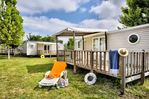 Flower Camping Les Ondines in Souillac — foto 3