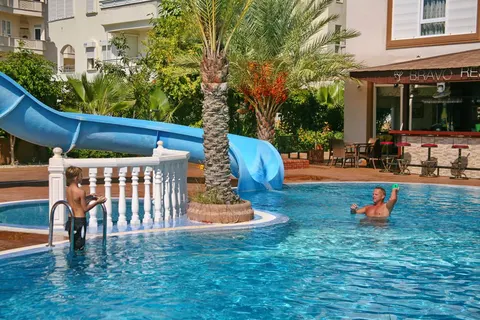 Bella Bravo Aparthotel foto 5