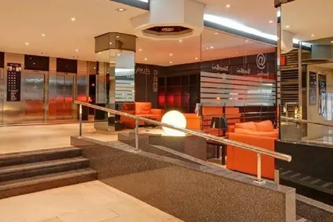 Senator Barajas Lifestyle Collection in Madrid — foto 11