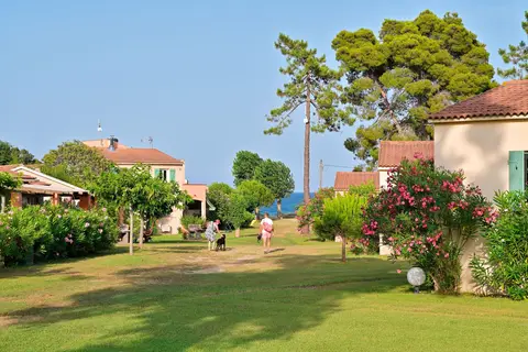 Vakantiepark Pinea Mare in Poggio-Mezzana