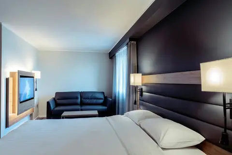 Hotel Moxy London Stratford in Londen — foto 9