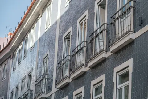 Lisboa Pessoa Hotel in Almada