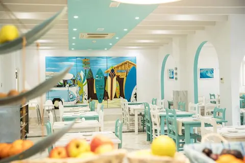 Surfing Colors in La Oliva — foto 15