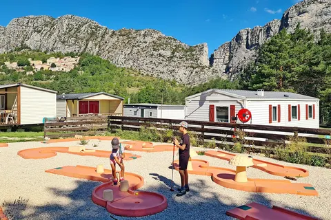 Camping La Pinatelle foto 4