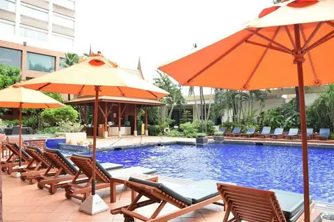 Ramada Plaza by Wyndham Menam Riverside in Bangkok — foto 24