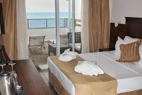 Paralia Beach Boutique Hotel in Δρυός — foto 13