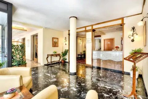Touring Aparthotel in Grado — foto 5
