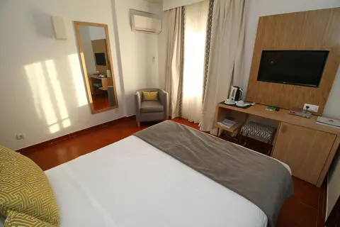 Best Western Hotel Dom Bernardo in Mexilhoeira Grande — foto 26